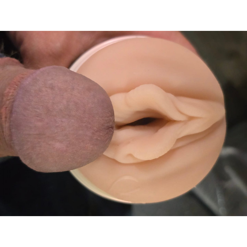 Customer review image for Fleshlight Girls Stoya Destroya